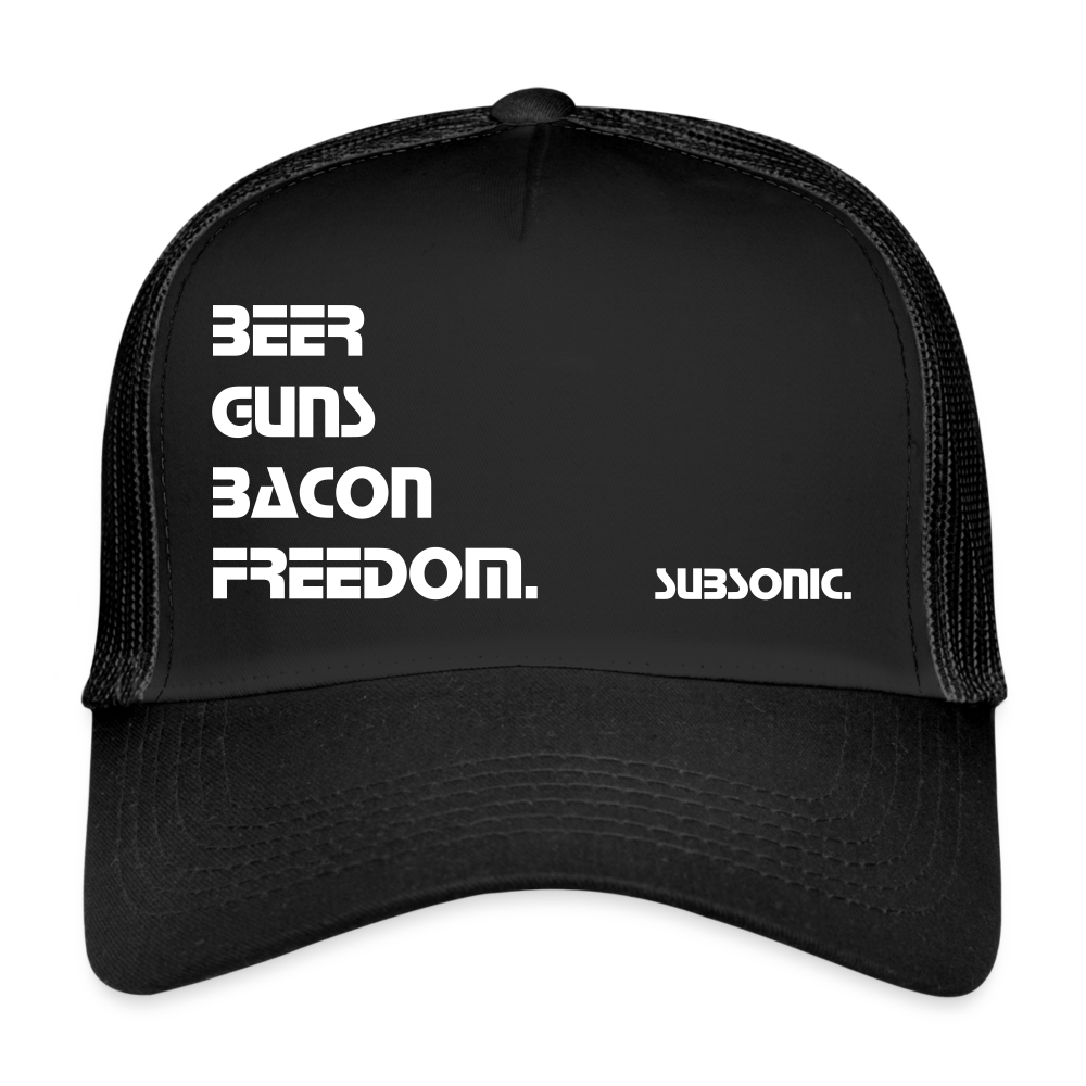 Trucker Cap - BEER GUNS BACON FREEDOM. - Schwarz/Schwarz